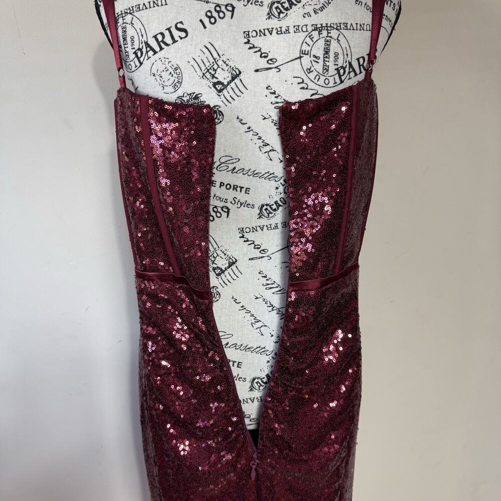 City Chic Burgundy Sequin Mini Dress Size 22 Sleeveless Cocktail Party Glam - Picture 11 of 16